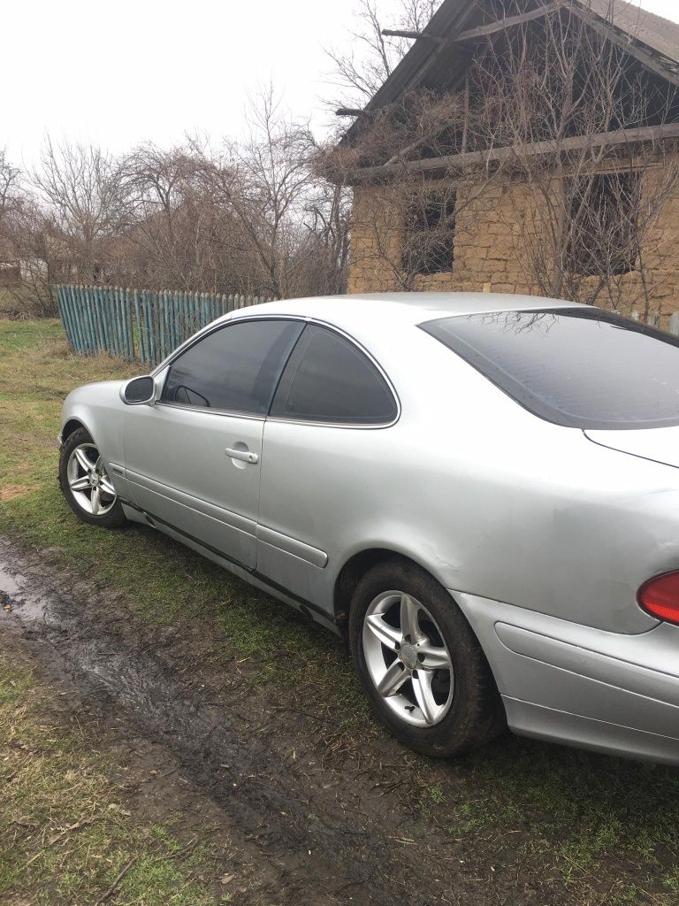 Продам Мерседес CLK Class! Купе!