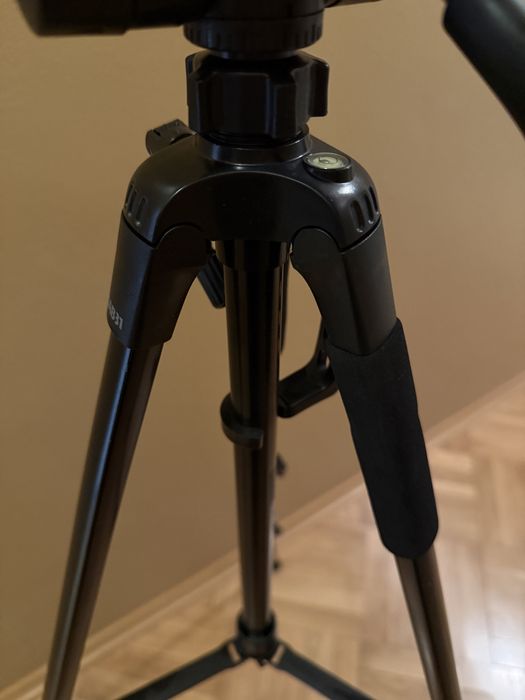 Statyw uniwersalny trójnóg