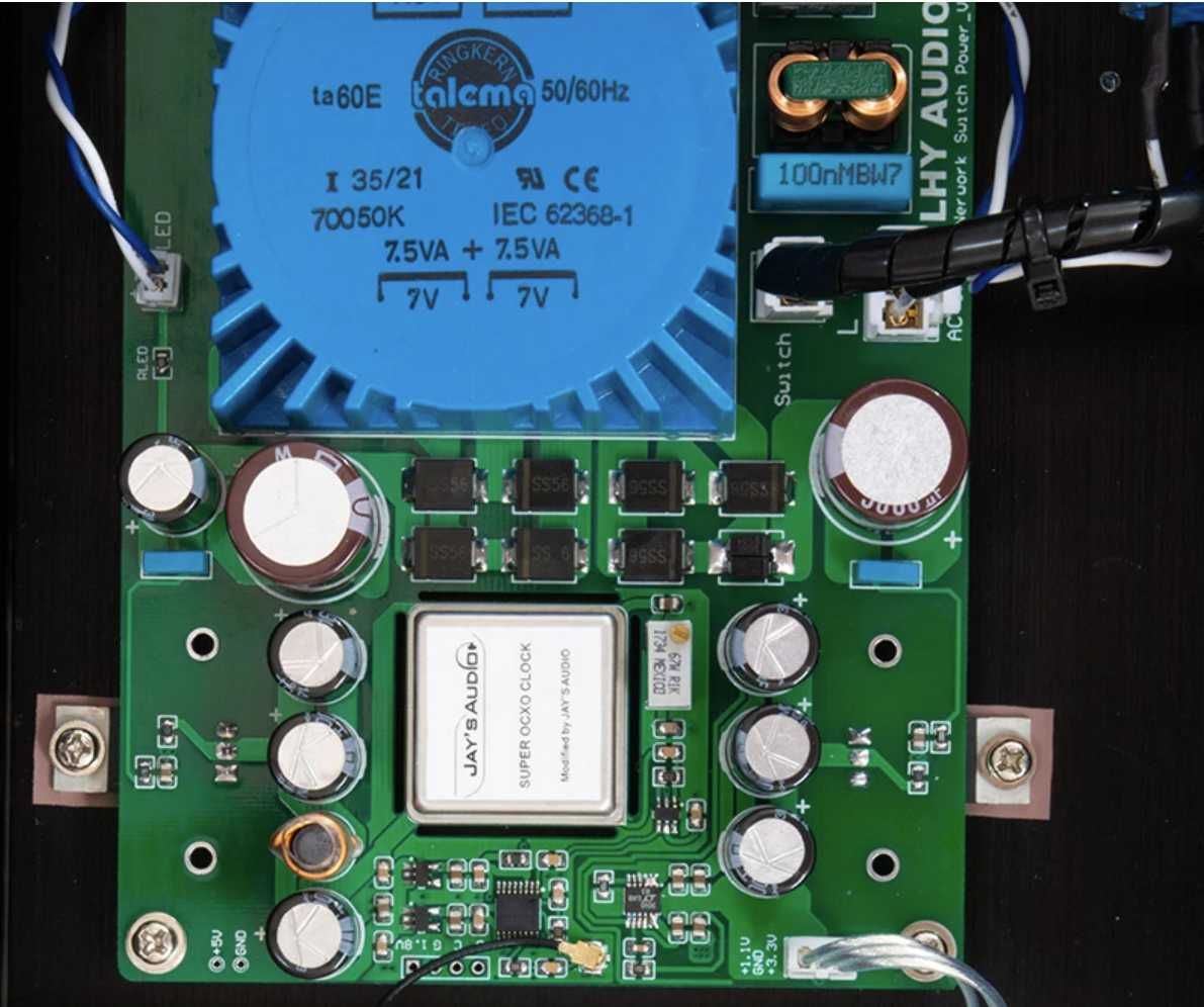 Switch LHY z oscylatorem OCXO JAY'S AUDIO