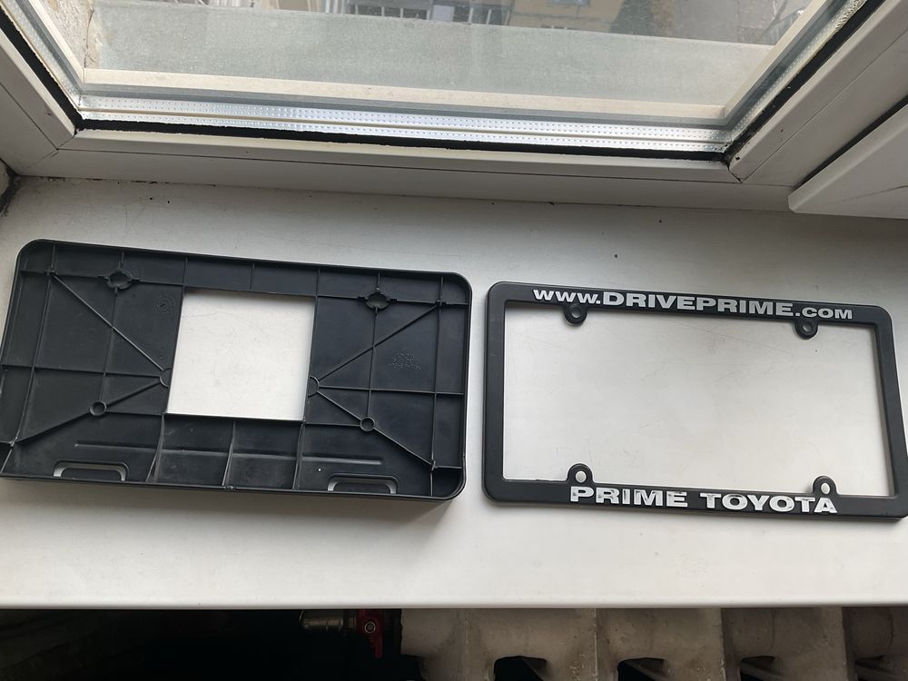 Рамка под номер Toyota (америка)