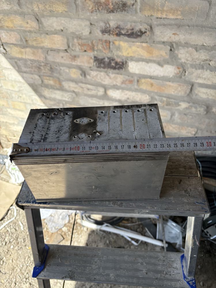 Радіатор охолодження транзисторів 240х120х135