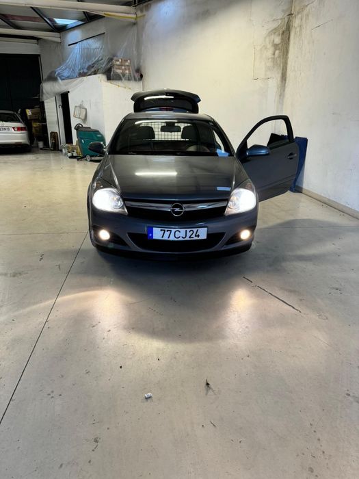 Opel Astra GTC 1.9