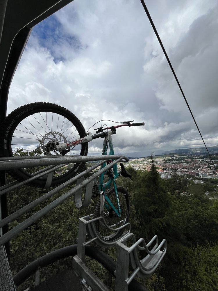 (URGENTE) commencal furious 2009 (NEGOCIAVEL)