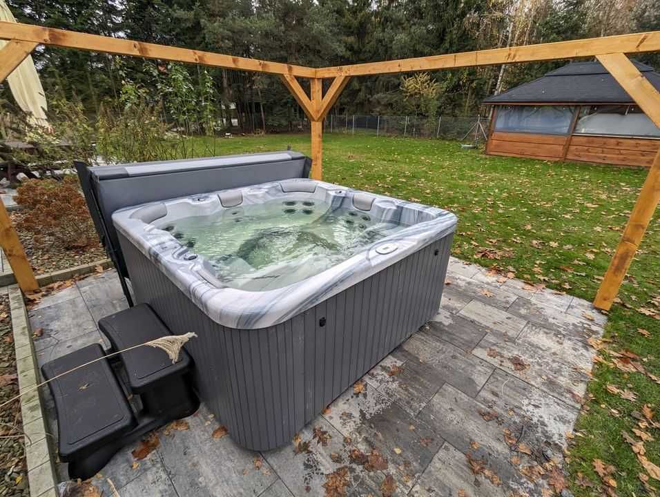 PROMOCJA!!  Spa ogrodowe jacuzzi VISKAN LÄRKÖ, 6 os., 26 dysz masażu!!