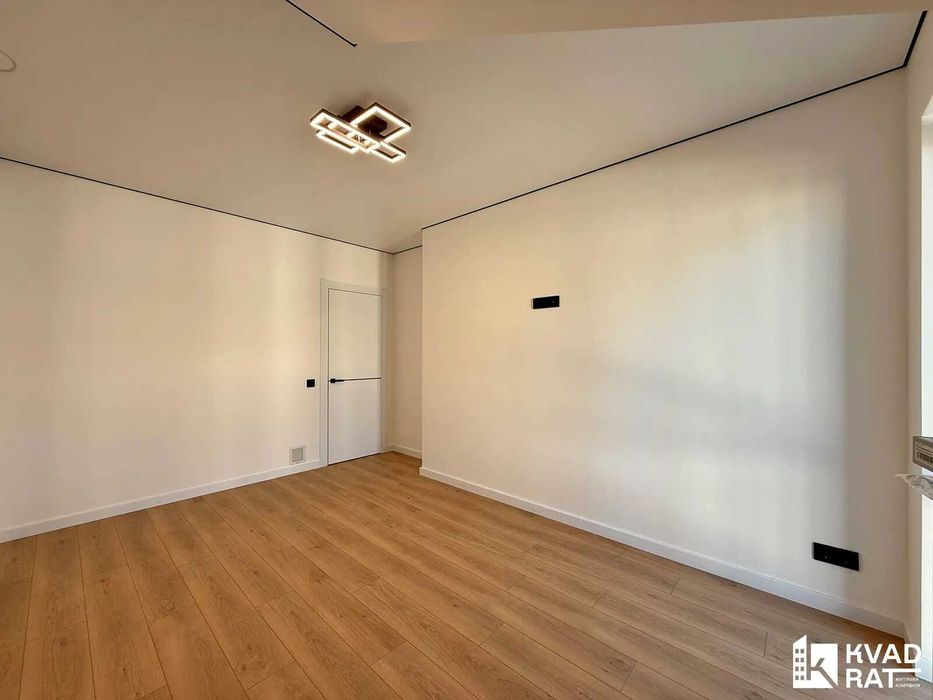 Продаж таунхауса з ремонтом у с. Крихівці