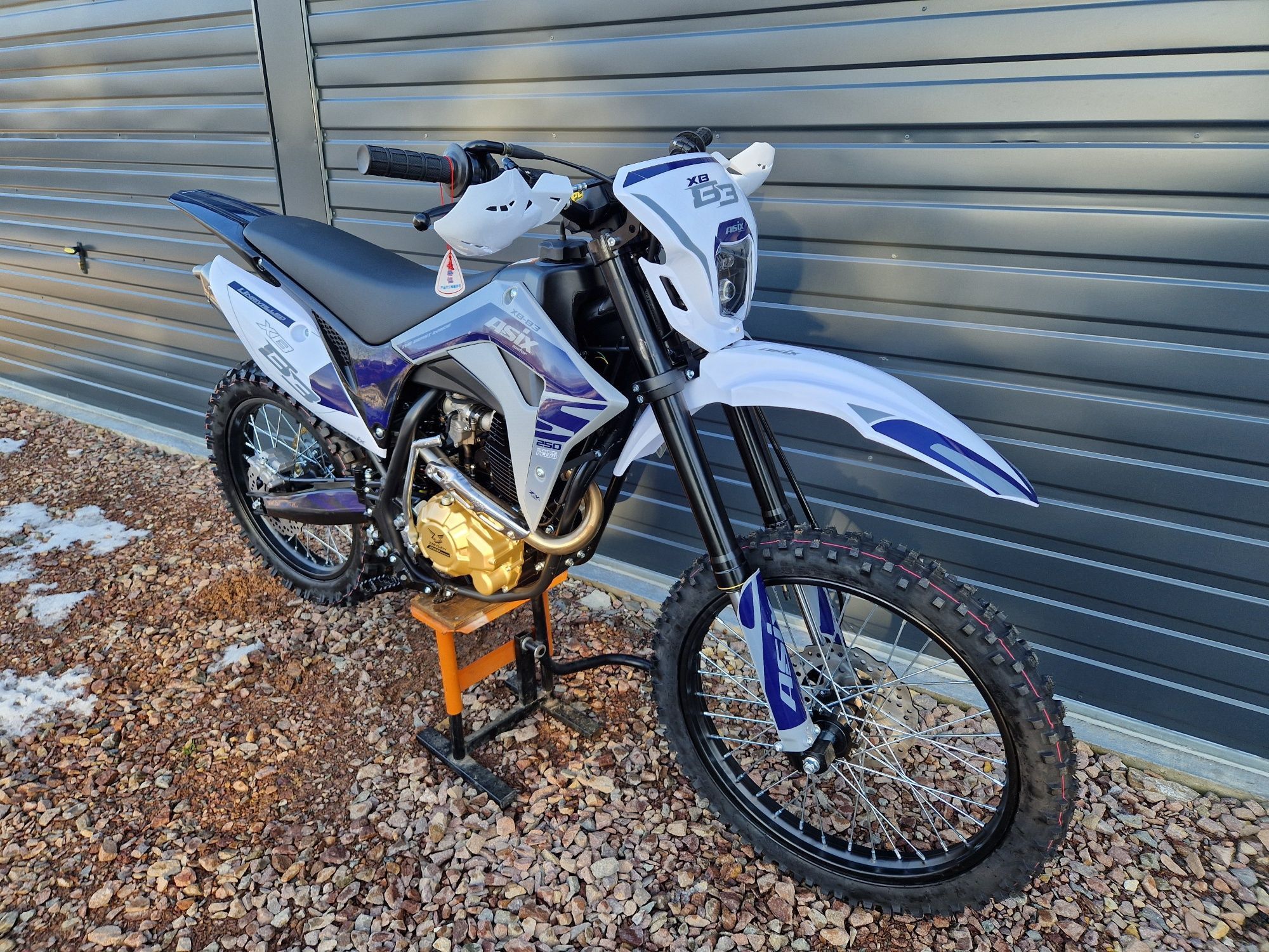 Мотоцикл. Cross Asix XB-83 250cc 21/18 Кросс. Ендуро.