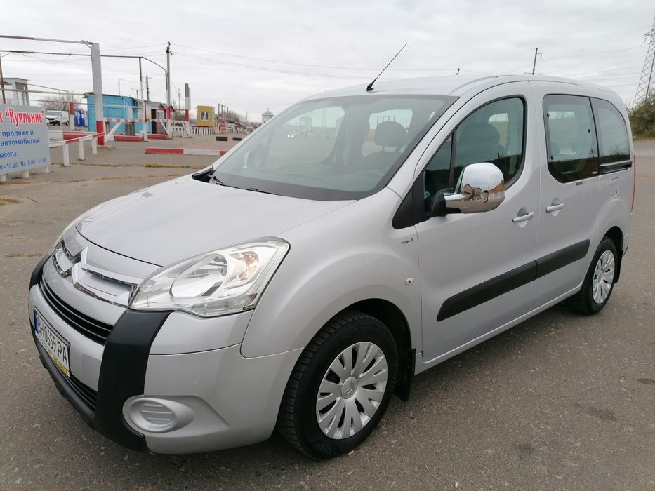 Срочно!!Продам Citroen Berlingo B9 в идеальном состоянии!