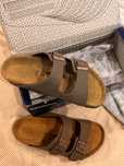 Chinelos estilo birkenstock novos