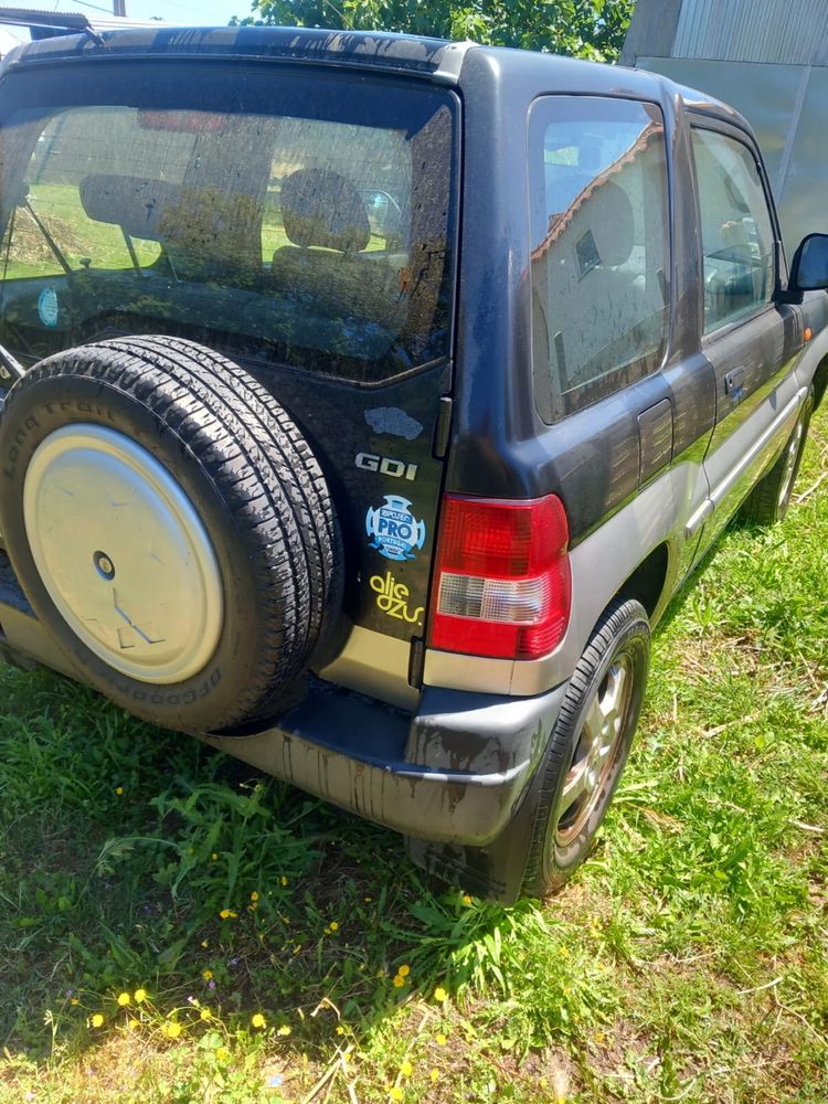 Mitshubishi Pagero Pinin a gasolina