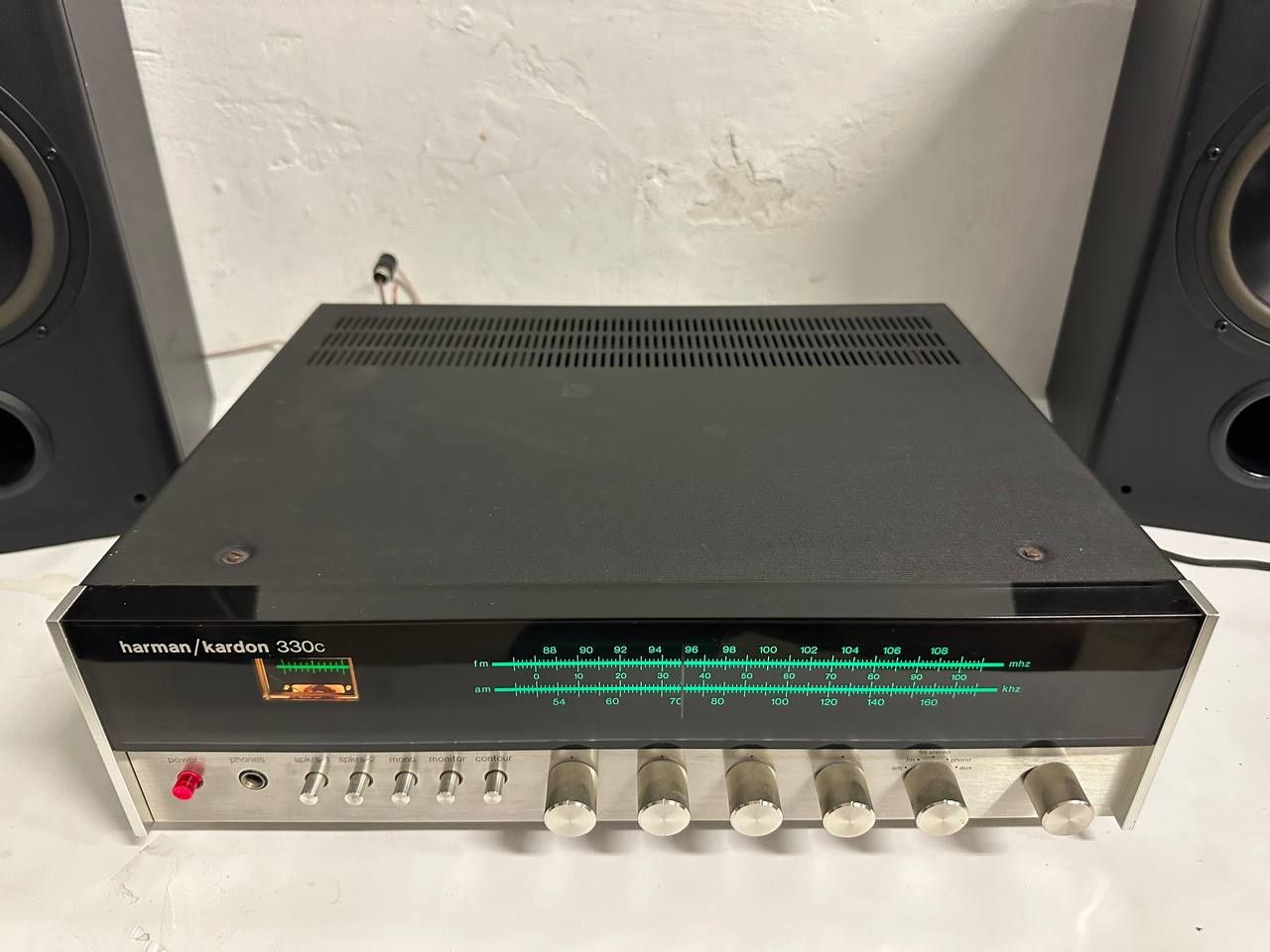 Amplituner/wzmacniacz stereo Harman Kardon 330C