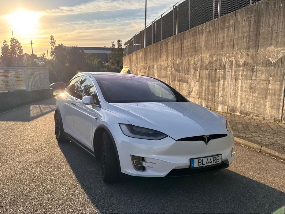 Tesla Model X 100D Long Range (Iva dedutivel)