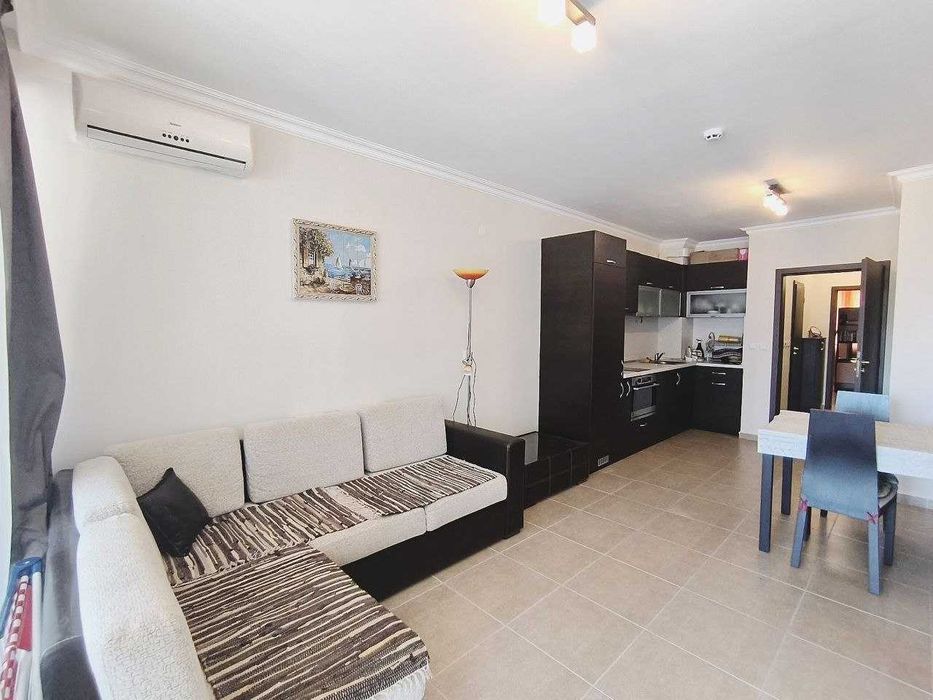 Простора квартира біля моря в Болгарії, Святий Влас