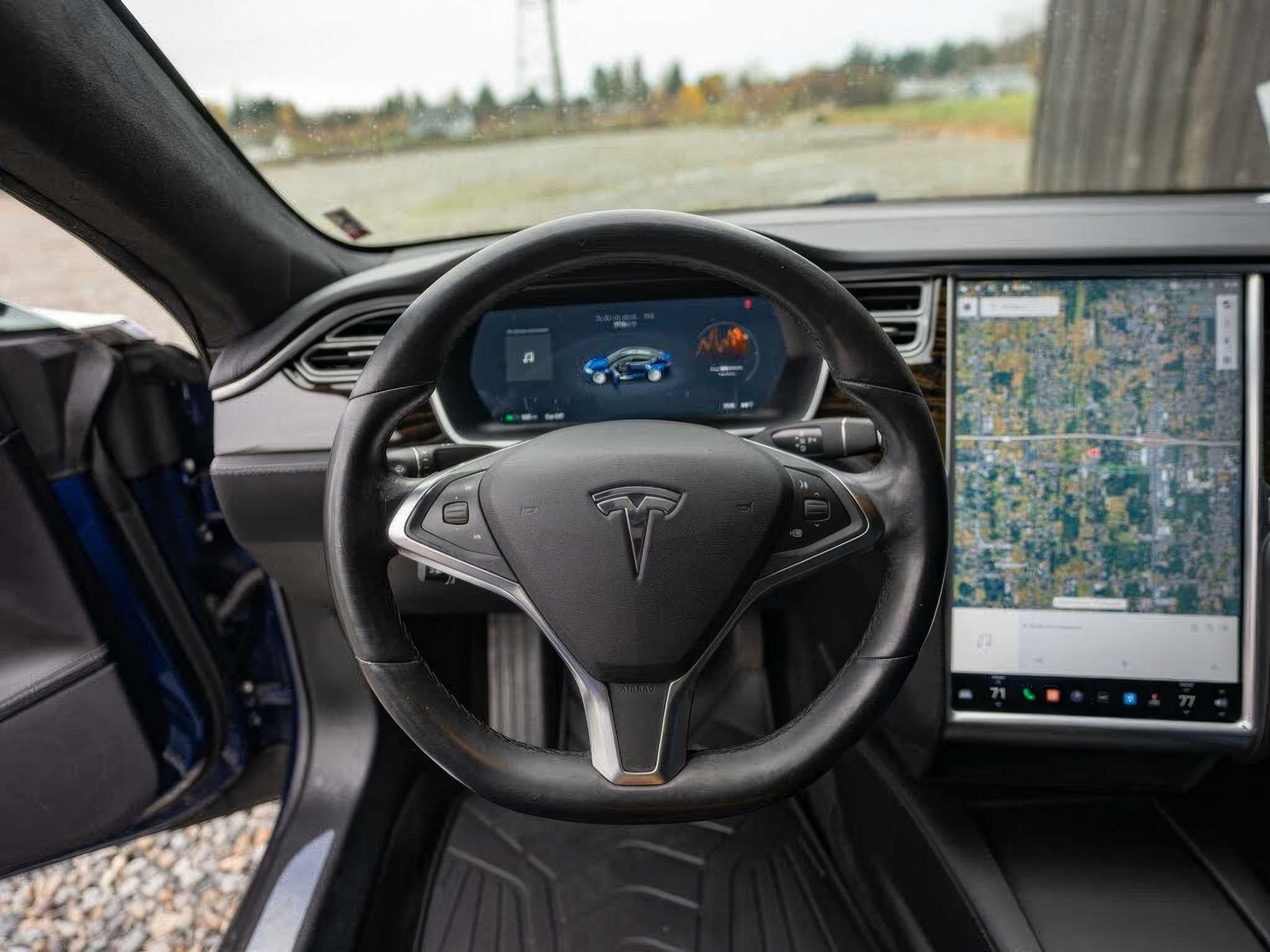 Tesla  Model S 2016