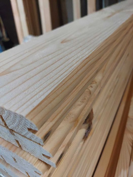 Szalówka drewniana pióro-wpust gruba i solidna deska ładny wzór