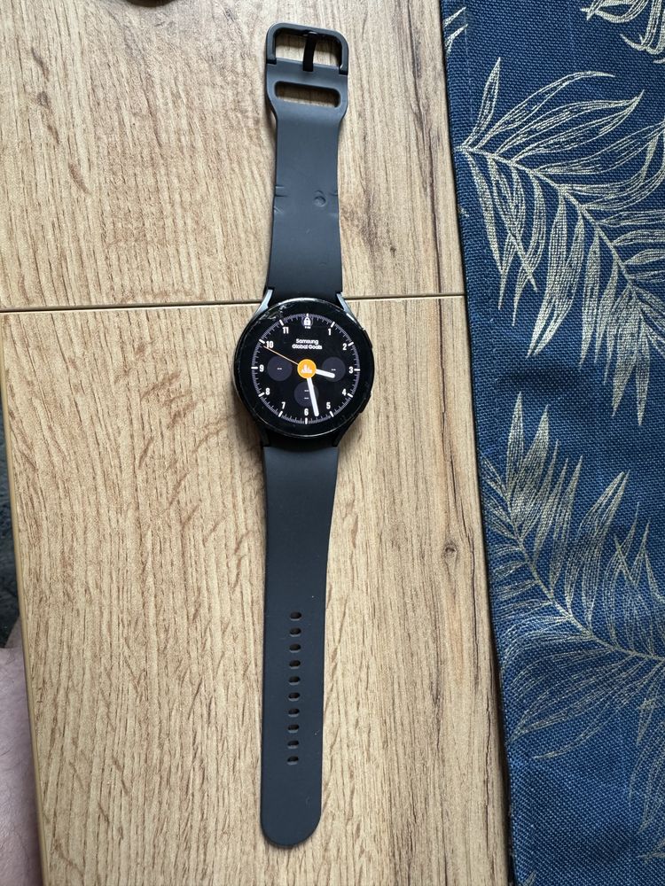 Samsung Galaxy Watch 4