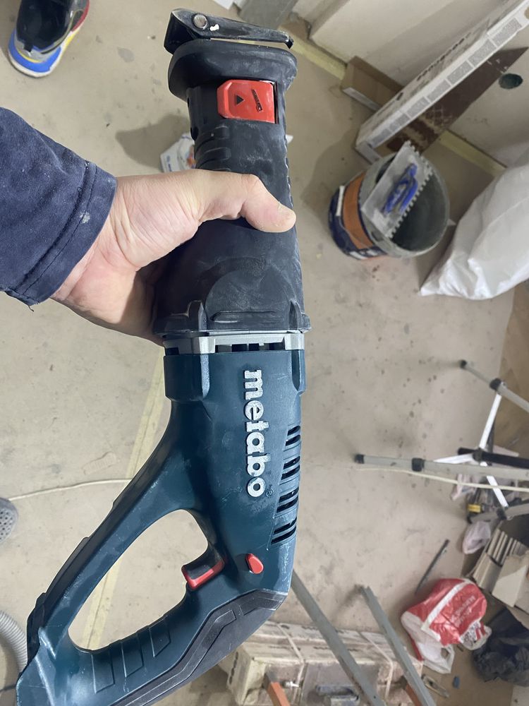 Сабельна пилка Metabo ASE 18 LTX