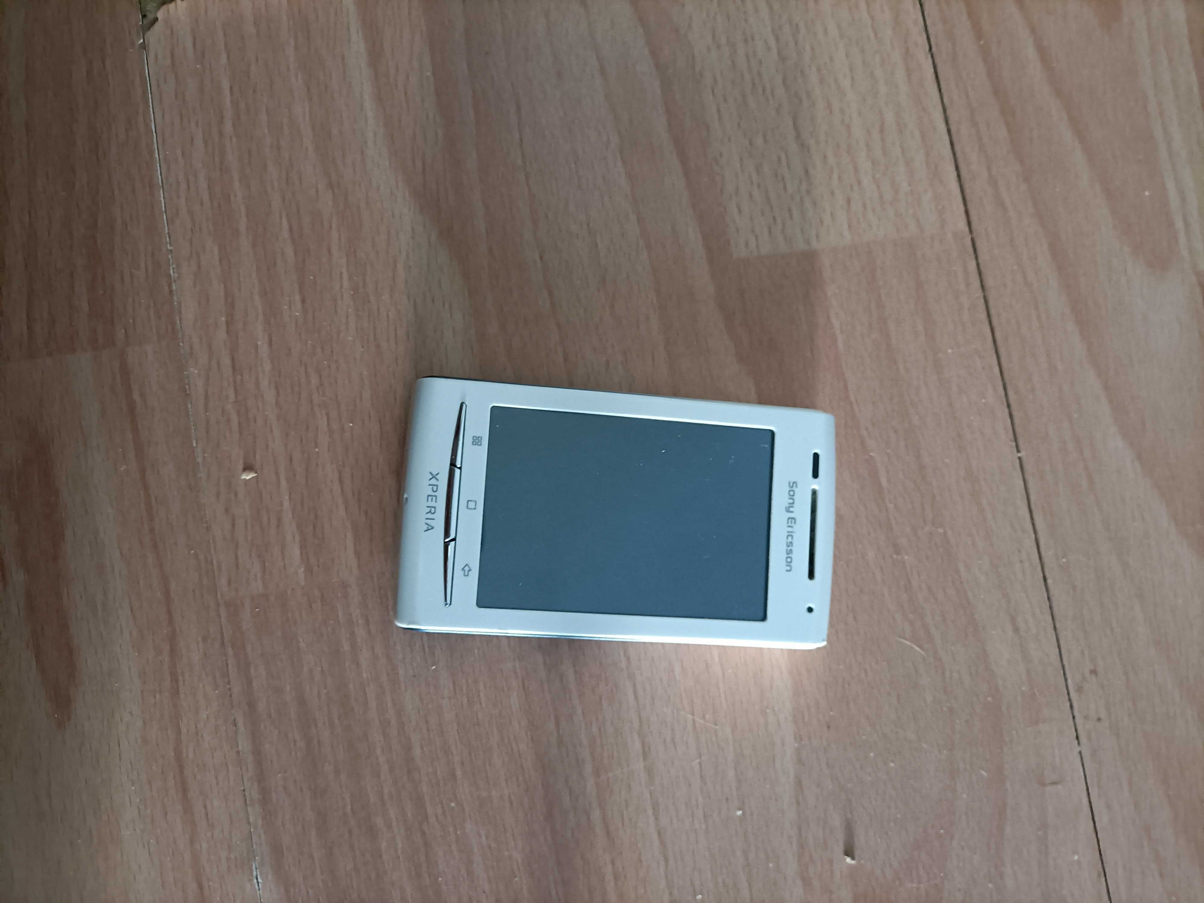 Telefon Sony Ericsson Xperia cieniowany
