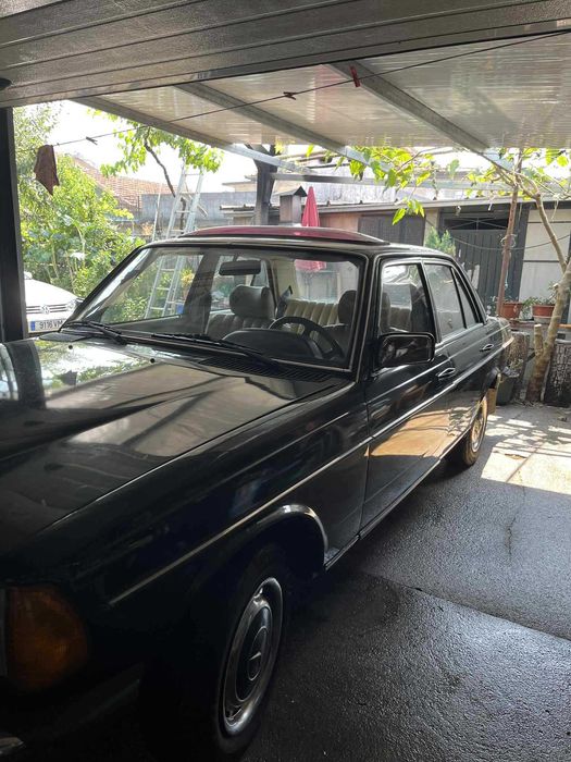 Mercedes-Benz 240d