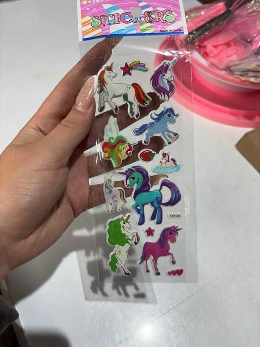 Naklejki dla dzieci jednorożce