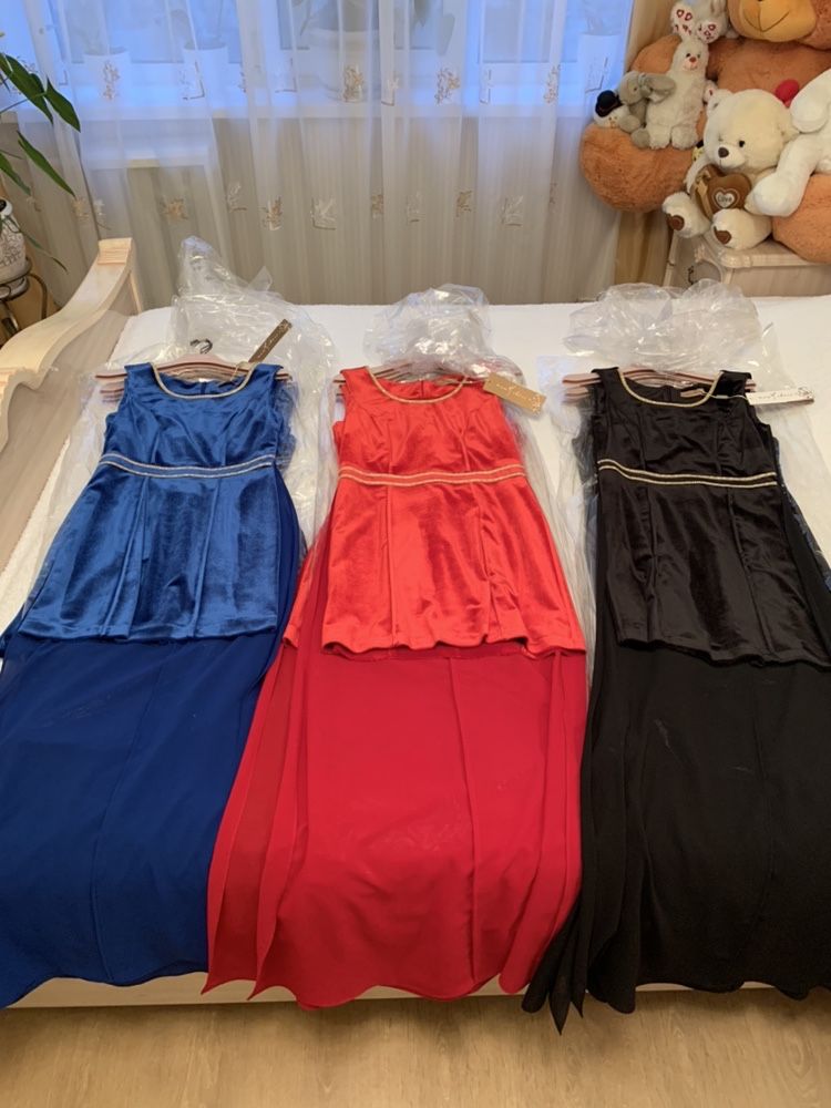 РАСПРОДАЖА! Красивые платья: красное, синие, чёрное размеры 36,38,40