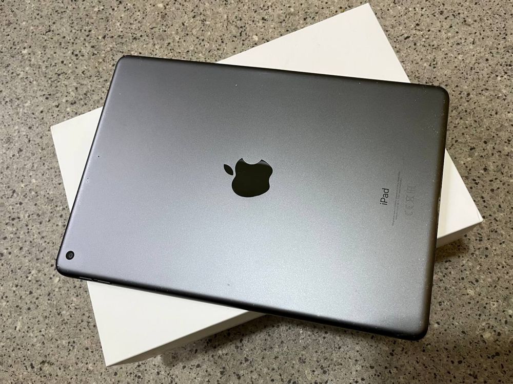 Айпад 9 Space Gray