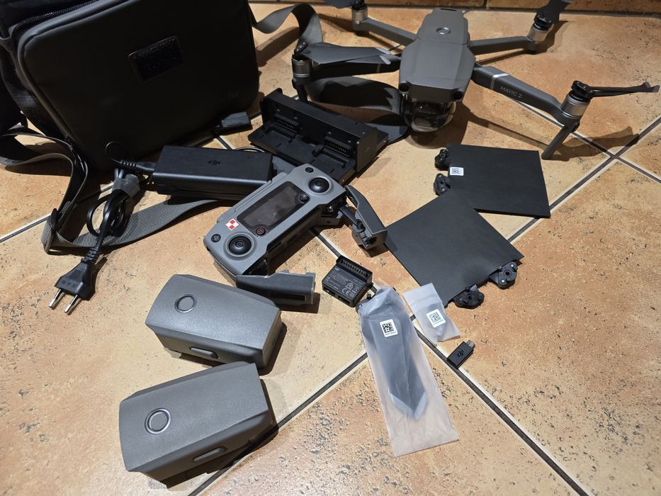 Dron DJ mavic 2 pro combo jak nowy