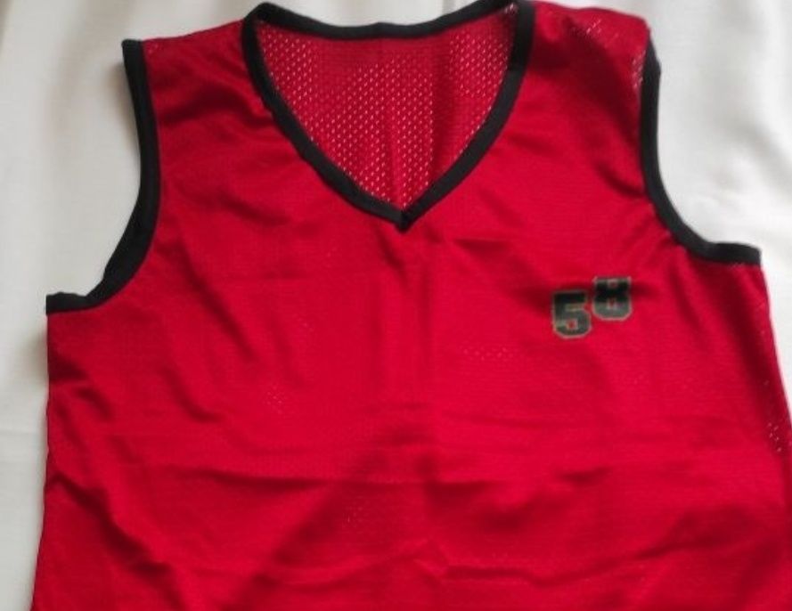 Zestaw Sportowy Męski  koszulka + spodenki szorty,  kolor czerwony