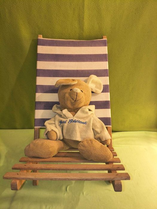 Fotelik z Niedźwiadkiem