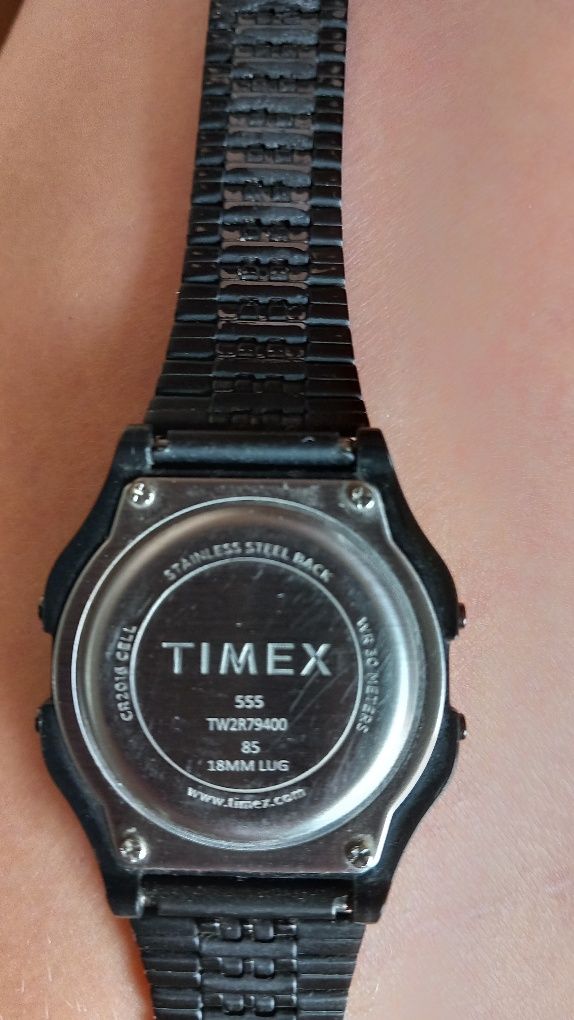 Zegarek Timex T80 retro indiglo