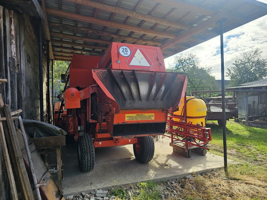 Sprzedam bizon SAMPO 2020