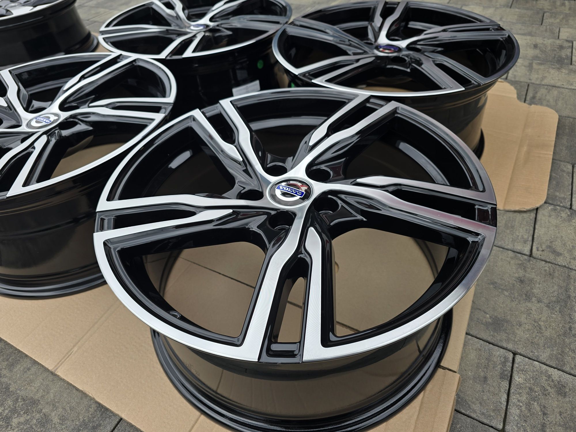 Alufelgi 18" 5x108 ET45 VOLVO XC40 XC60 XC90 V60 S60 S80 INNE !