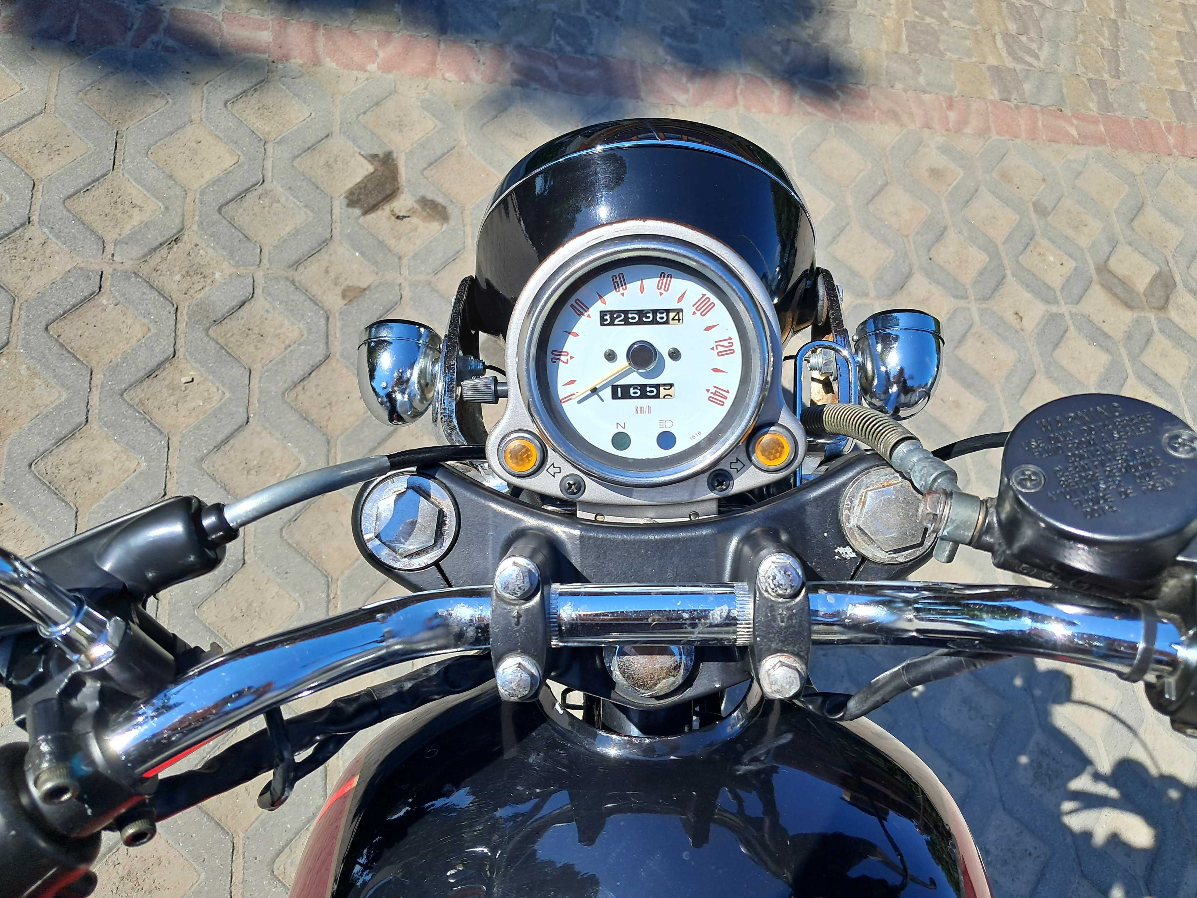 Продаю мотоцикл Kawasaki Estrella 250