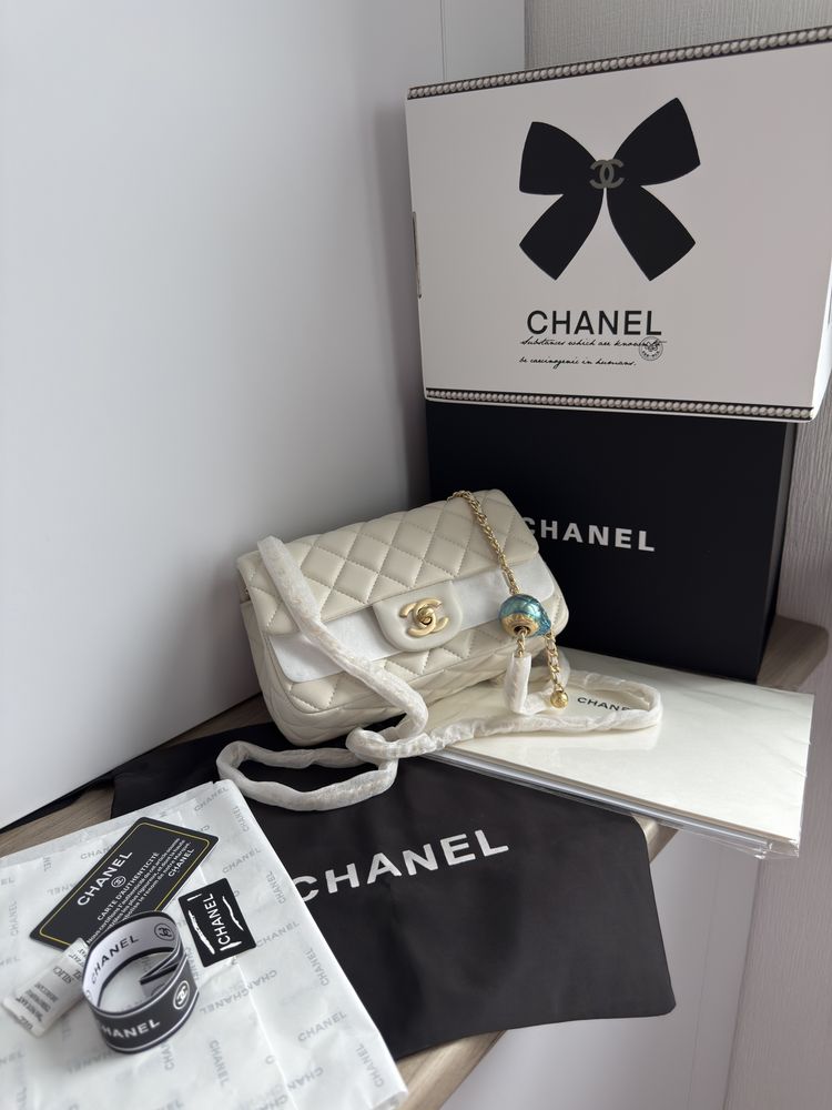 Сумка Chanel Classic 1.55 Small Single Flap шкіра | кремова | золото