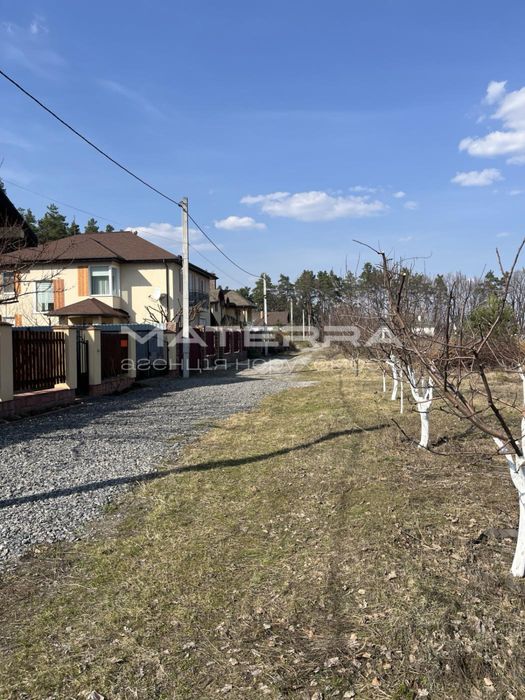 Продаж сучасного будинку в Забірʼє 1 лінія від лісу