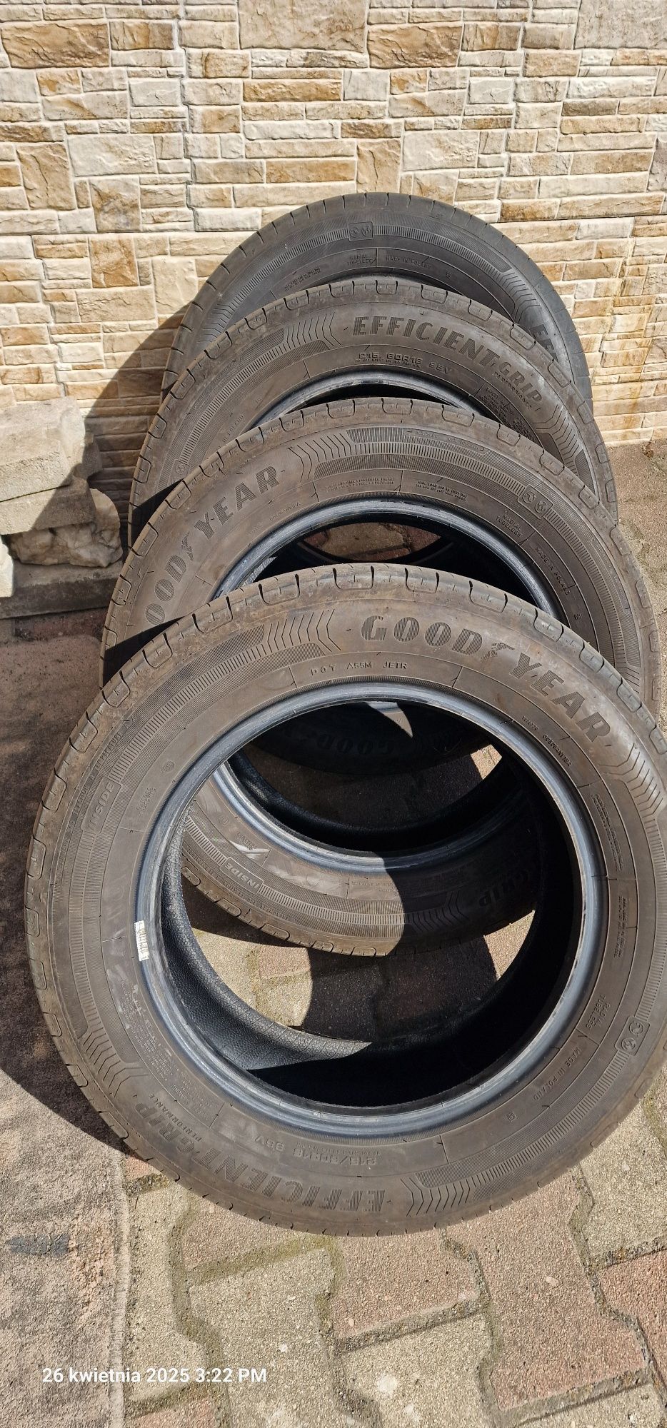 Opony Goodyear efficient 16/60/215