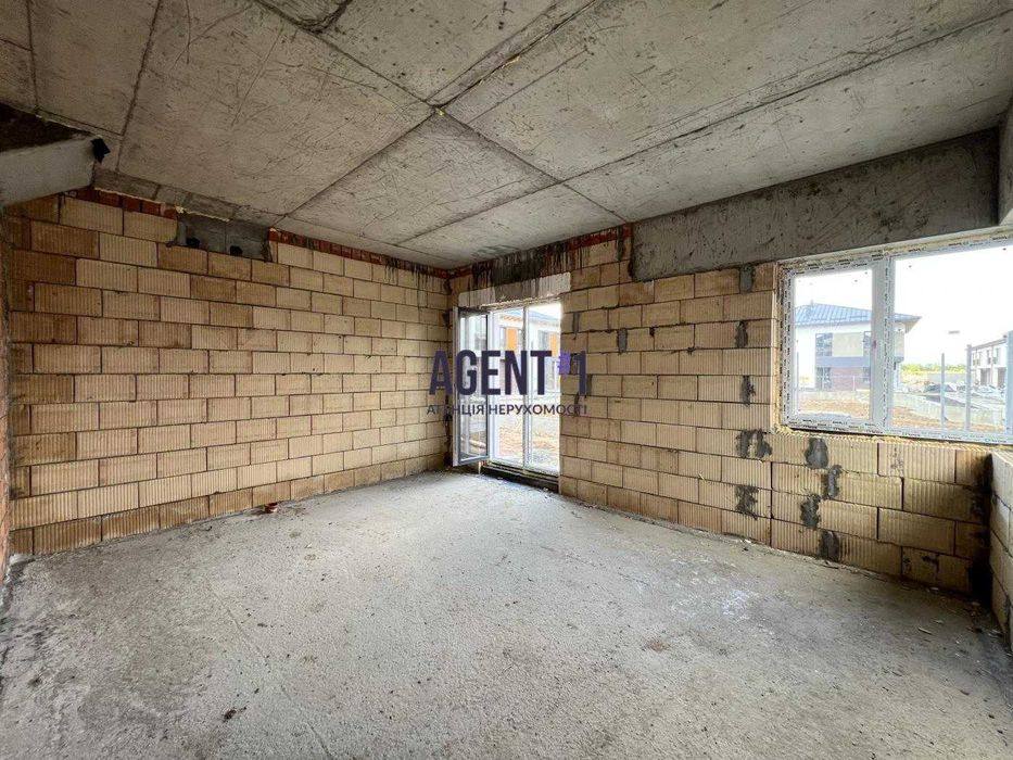 Квадрекс в збудованому котеджному містечку, Петропавлівська Борщагівка