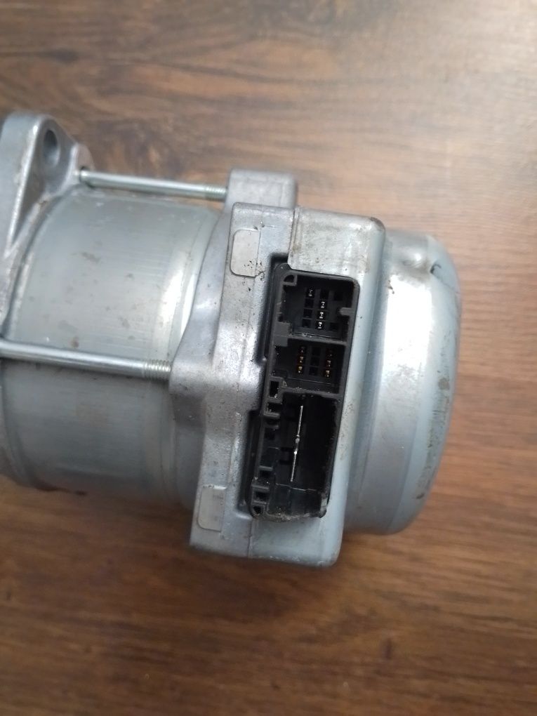 Silnik elektryczny pasuje do Toyota 89650 Denso 12V 05E10, oryginał