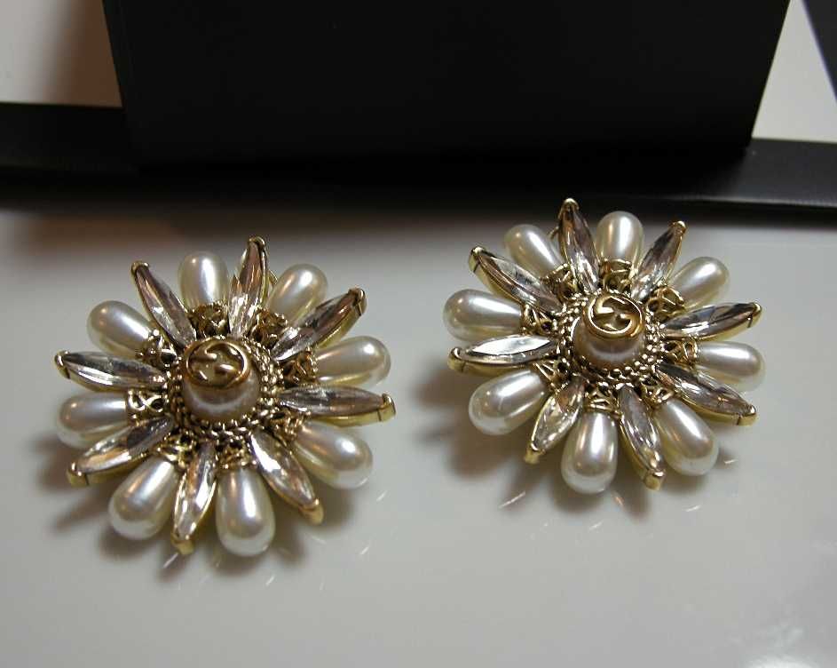 Gucci Gucci brass pearl, crystal GG Earrings kolczyki