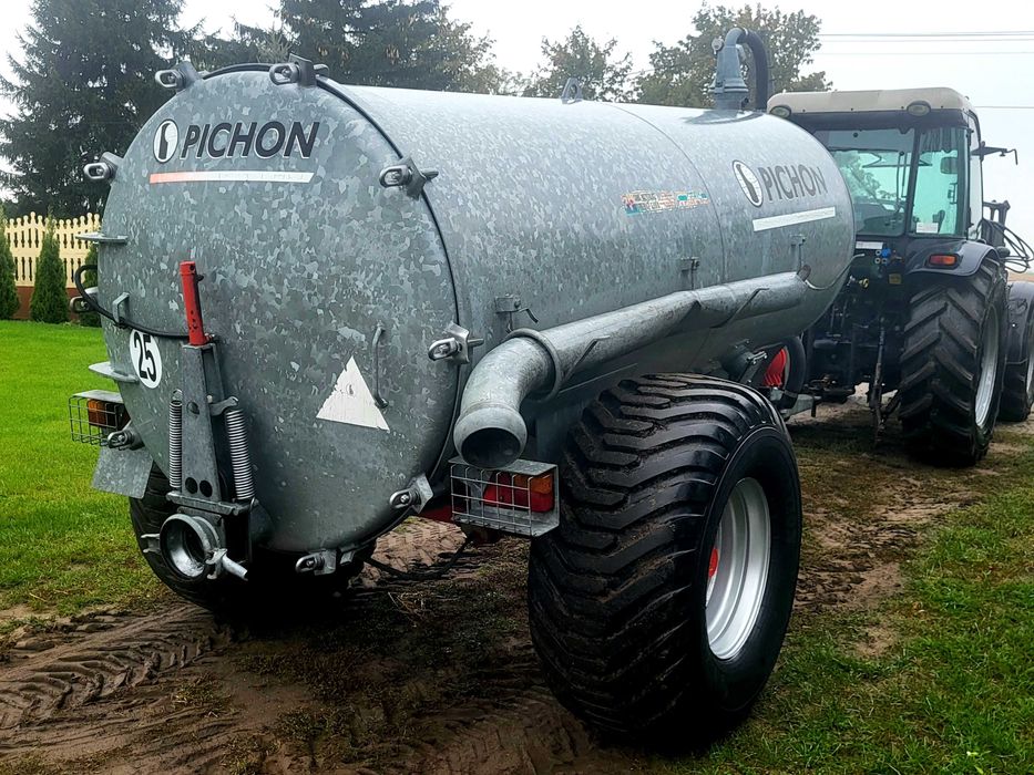 Wóz asenizacyjny Beczkowóz Pierwszy właściciel Pichon Joskin 6050