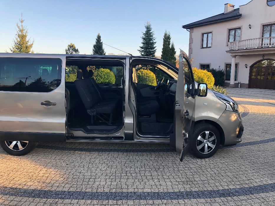 Bus wynajem Wynajmij busa bus 9 osobowy wypożyczalnia busów od 190zł