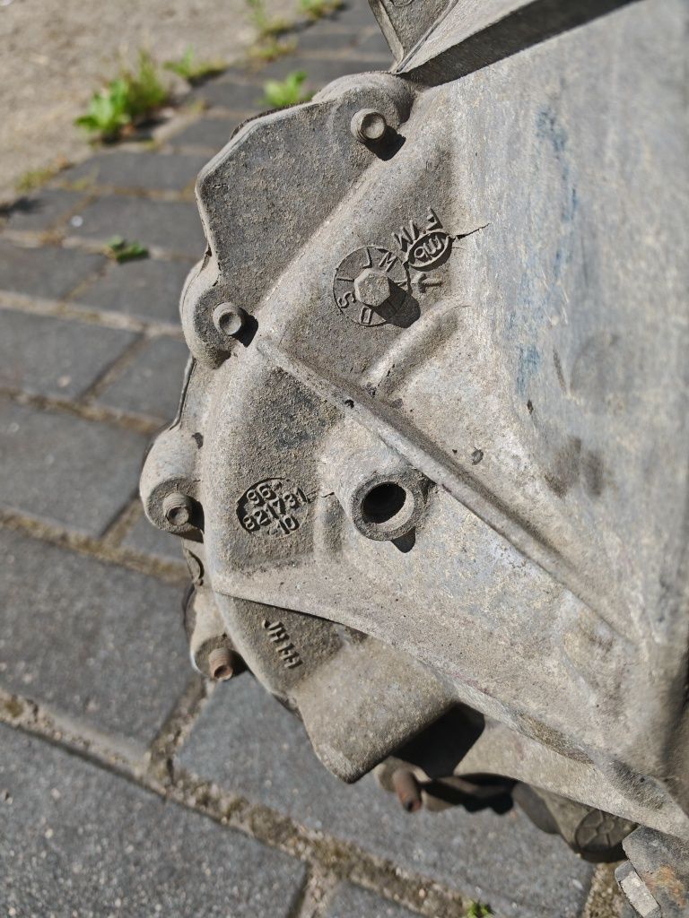 STEROWNIK SKRZYNI Biegów с4 picasso

Citroen C4 Picasso 1