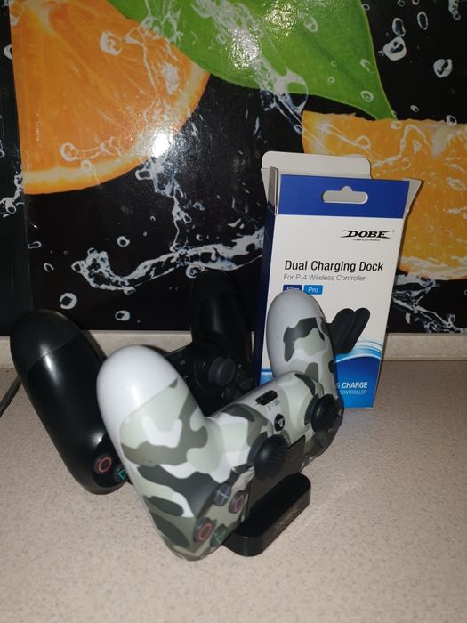 Ładowarka do ps4 na dwa PADy Nowa