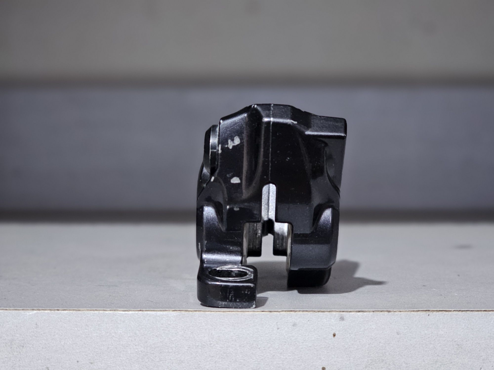 Каліпер, тормоз , гальма Shimano Deore M6120