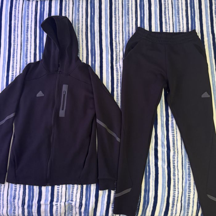 Продам костюм adidas