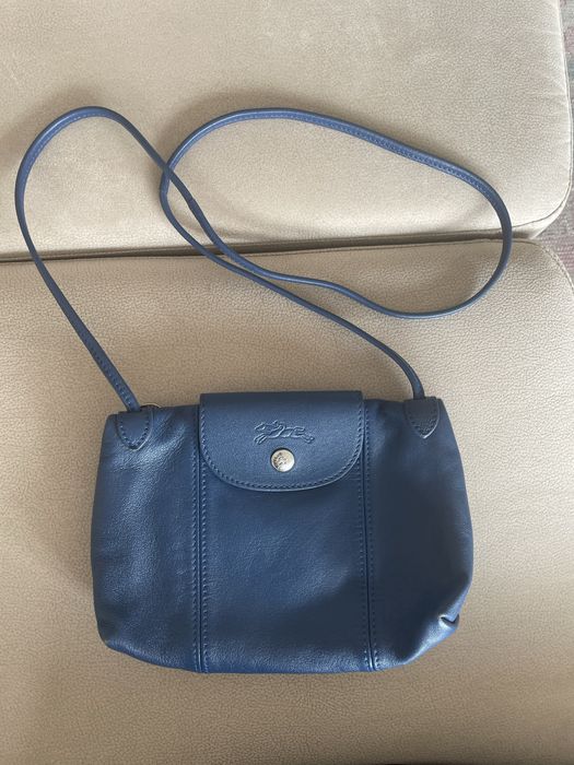 Mala/ Carteira longchamp cor azul petróleo