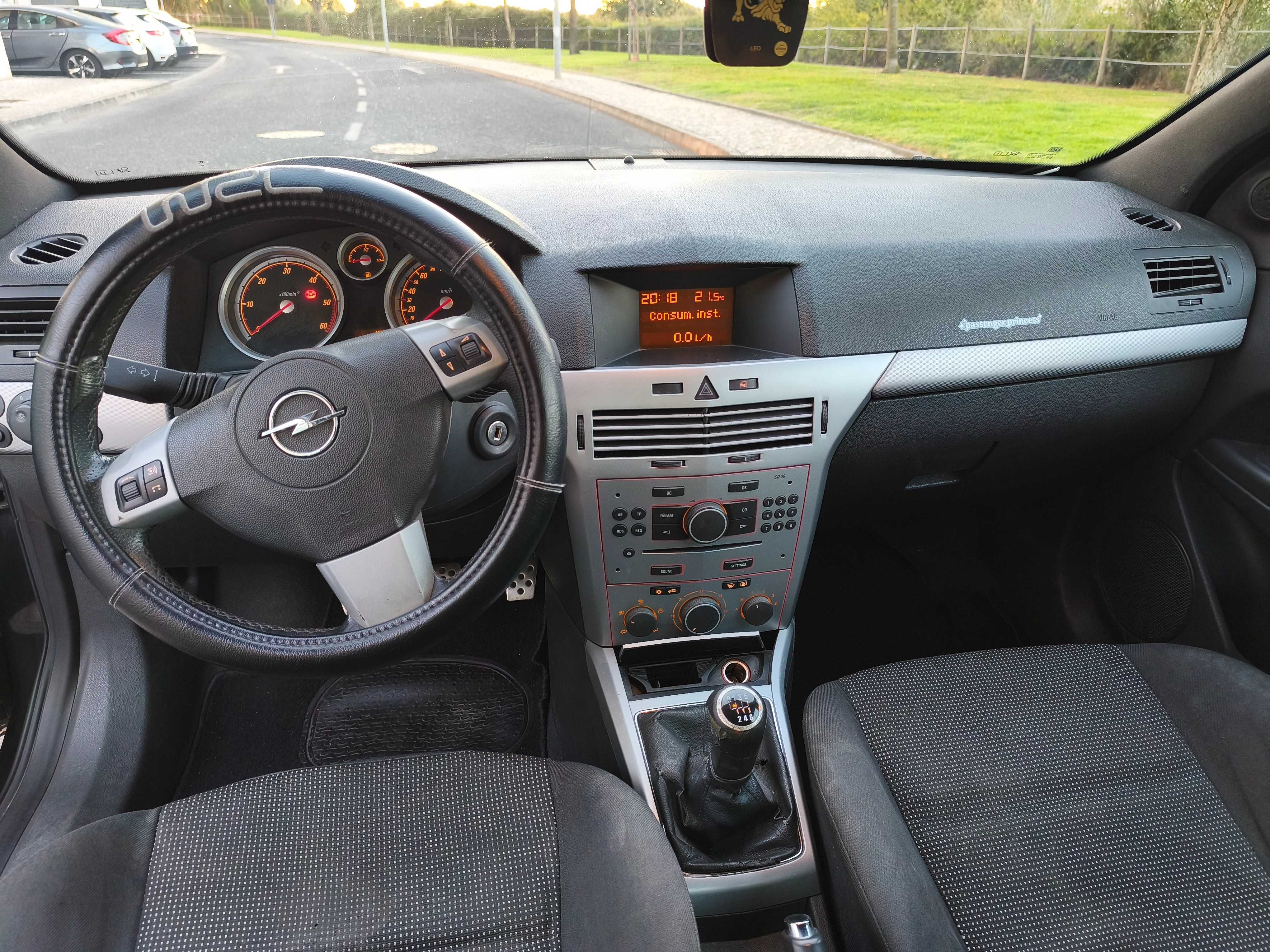 Opel Astra GTC 1.3CDTI 2007 5 Lugares