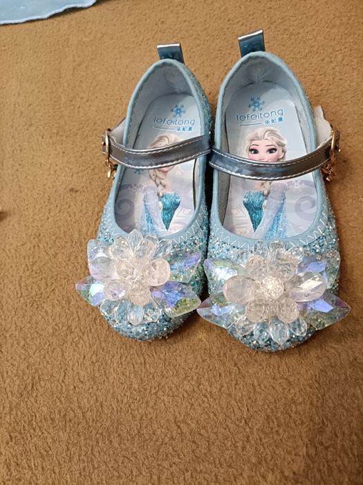 Pantofelki dla młodej księżniczki