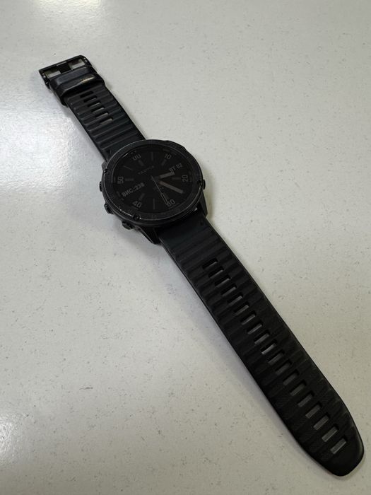 Продам годинник Garmin Tactix Delta