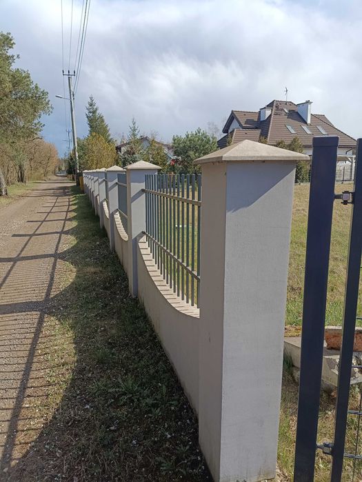 Działka budowlana ogrodzona