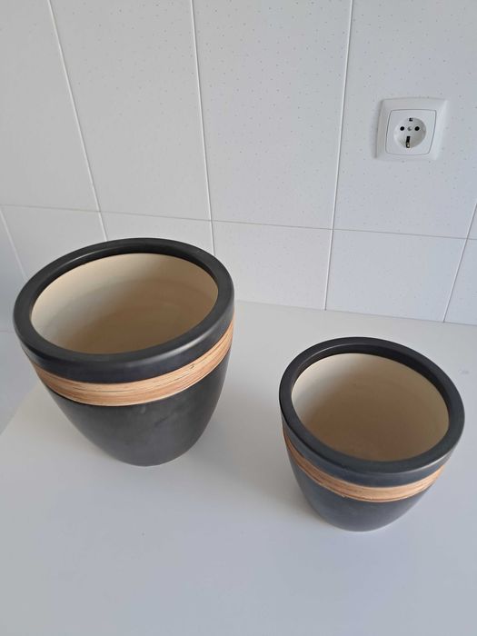 Conjunto De Dois Vasos De Cerâmica Cinza